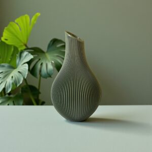 Mirai Vase
