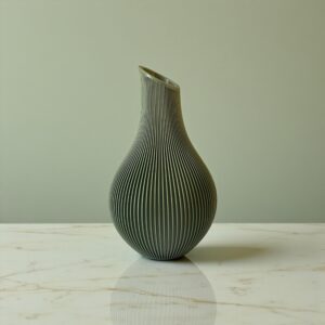 Mirai Vase - Image 3